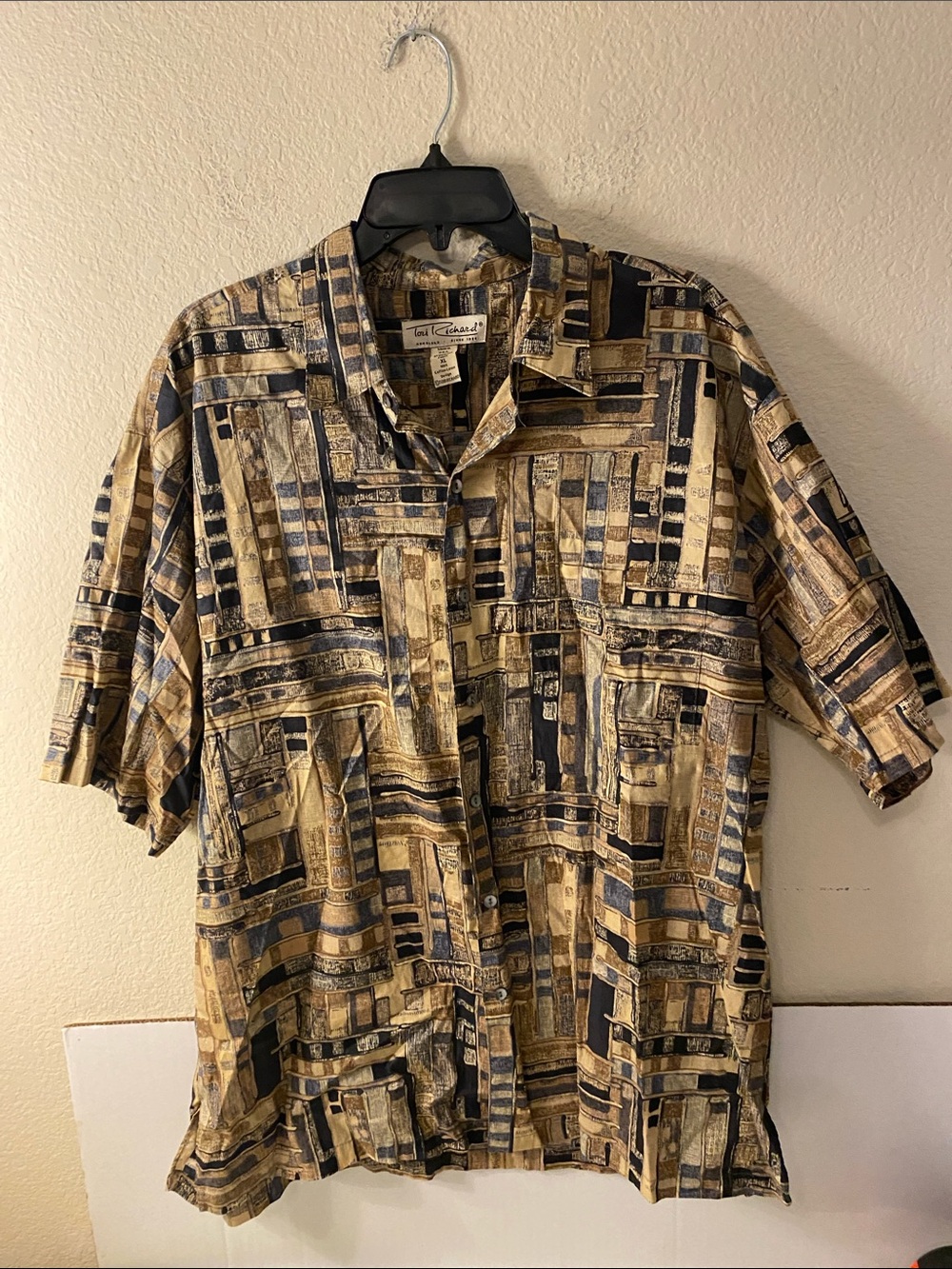 Tori Richard Beige, Navy & Tan Abstract Geometric Camp Shirt
